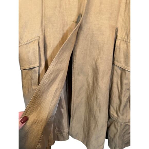 CAbi Beige Cotton Blend 3 Button Front Deep Pockets Lined Coat Women Sz M - Picture 5 of 13